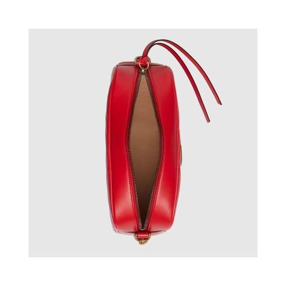 Gucci Quilted Chain Shoulder Bag with Double G Detail - Picture 6 of 6